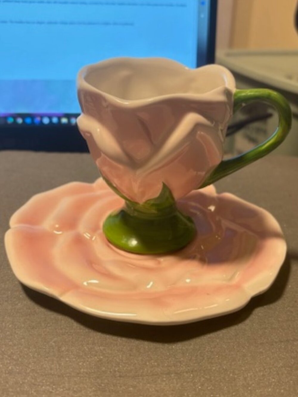 VTG Teleflora Pink Rose Flower Shaped Ceramic Teacup and Saucer Set